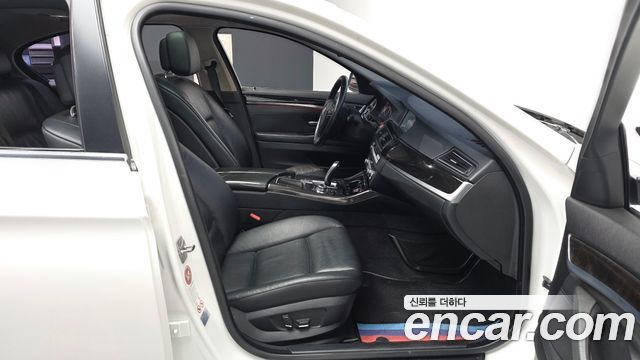 BMW 5 Series (F10) 520d 2011 — фото 11