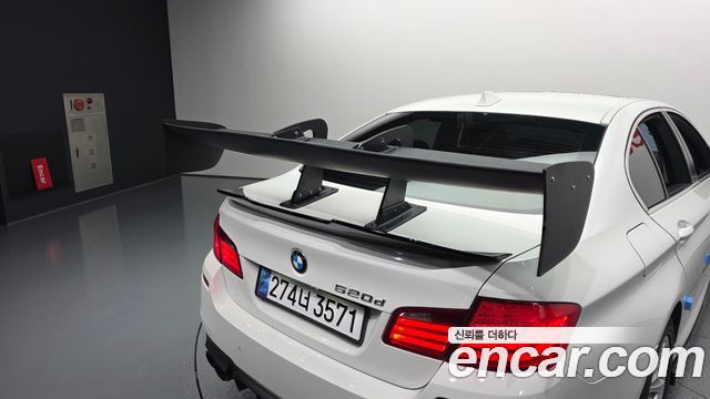 BMW 5 Series (F10) 520d 2011 — фото 19