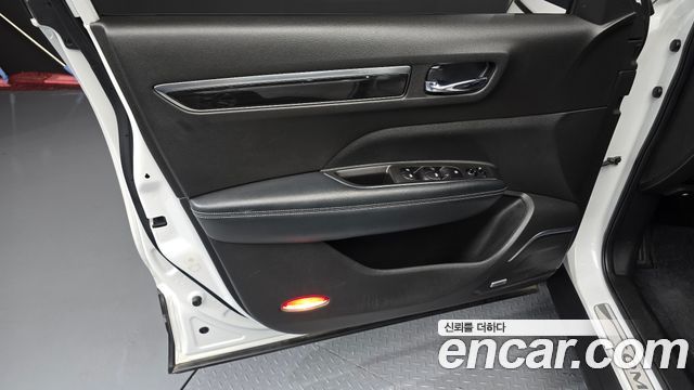 Renault Korea QM6 Diesel 4WD RE Signature 2017 — фото 30