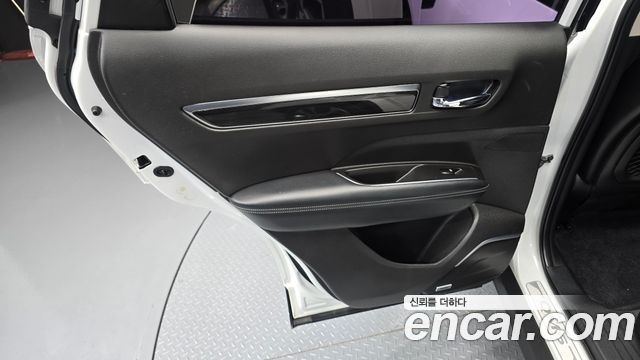 Renault Korea QM6 Diesel 4WD RE Signature 2017 — фото 31