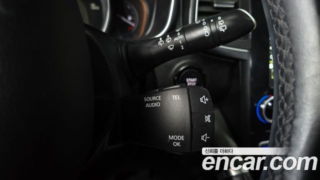 Renault Korea QM6 Diesel 4WD RE Signature 2017 — фото 37