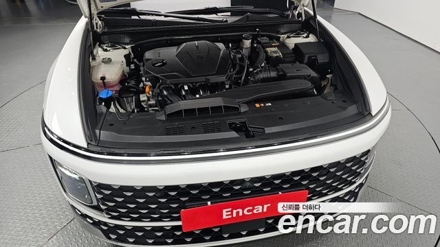 Hyundai Grandeur (GN7) 2,5 Gasoline 2WD Exclusive 2023 — фото 6
