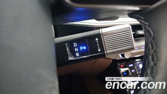 Hyundai Grandeur (GN7) 2,5 Gasoline 2WD Exclusive 2023 — фото 9