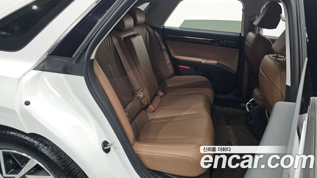 Hyundai Grandeur (GN7) 2,5 Gasoline 2WD Exclusive 2023 — фото 11