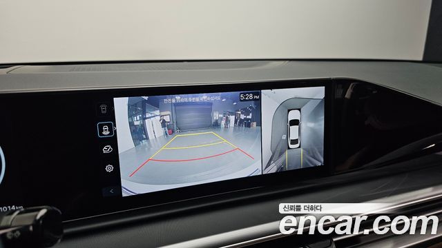 Hyundai Grandeur (GN7) 2,5 Gasoline 2WD Exclusive 2023 — фото 16