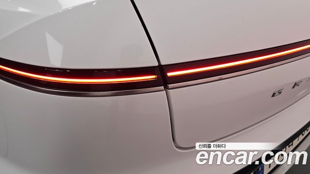 Hyundai Grandeur (GN7) 2,5 Gasoline 2WD Exclusive 2023 — фото 23