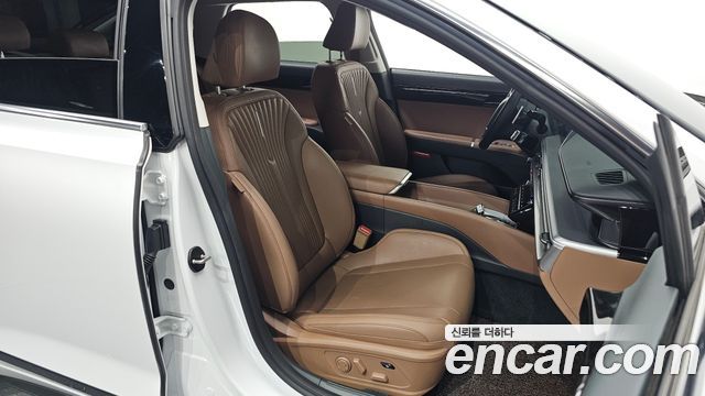 Hyundai Grandeur (GN7) 2,5 Gasoline 2WD Exclusive 2023 — фото 26