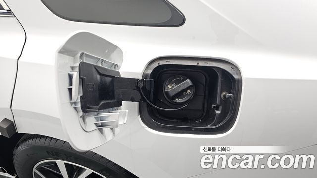 Hyundai Grandeur (GN7) 2,5 Gasoline 2WD Exclusive 2023 — фото 30