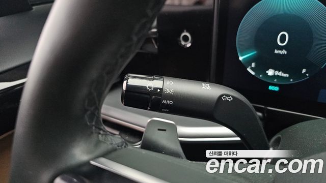 Hyundai Grandeur (GN7) 2,5 Gasoline 2WD Exclusive 2023 — фото 36