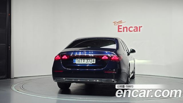 Mercedes-Benz E-Class (W214) E200 Avantgarde 2024 — фото 4