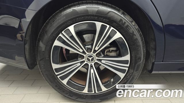 Mercedes-Benz E-Class (W214) E200 Avantgarde 2024 — фото 5