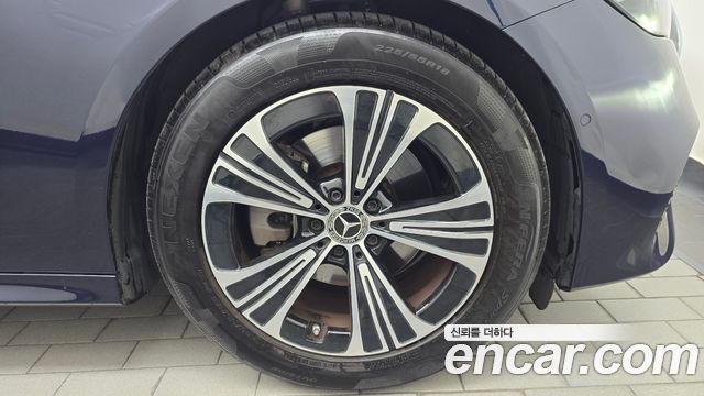 Mercedes-Benz E-Class (W214) E200 Avantgarde 2024 — фото 21