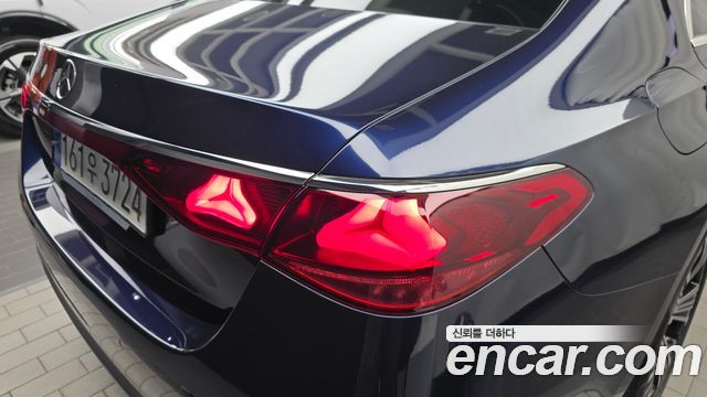 Mercedes-Benz E-Class (W214) E200 Avantgarde 2024 — фото 23