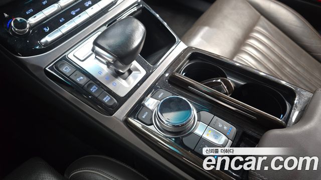 Genesis EQ900 3.3 T-GDI Luxury 2016 — фото 9