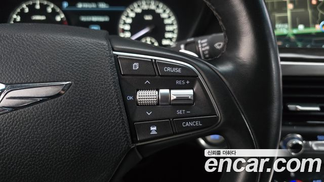 Genesis EQ900 3.3 T-GDI Luxury 2016 — фото 16
