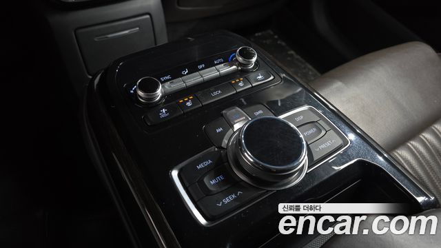 Genesis EQ900 3.3 T-GDI Luxury 2016 — фото 19