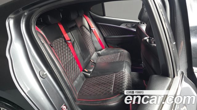 Genesis G70 3.3T Sport AWD Supreme 2018 — фото 11