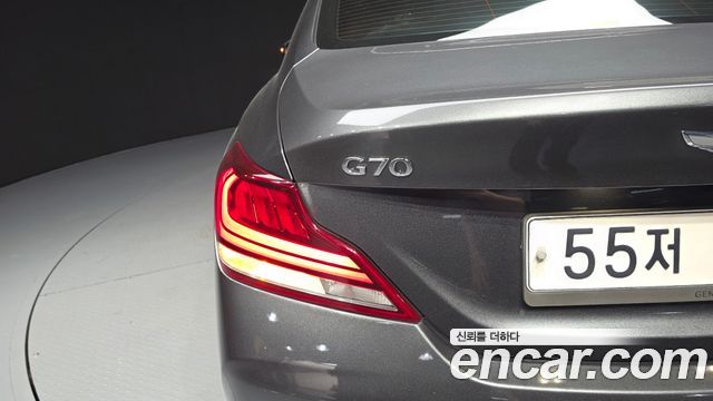 Genesis G70 3.3T Sport AWD Supreme 2018 — фото 23