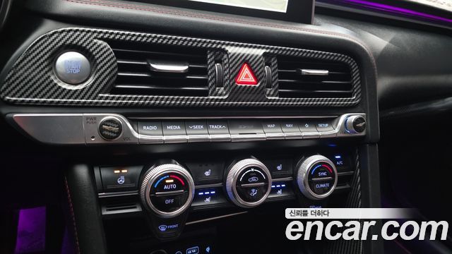 Genesis G70 3.3T Sport AWD Supreme 2018 — фото 27
