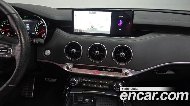 Kia Stinger Meister 3.3 GT AWD 2023 — фото 17