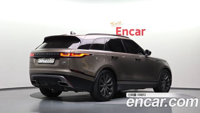 Land Rover Range Rover Velar 3.0 D300 R-Dynamic SE 2019 — фото 2