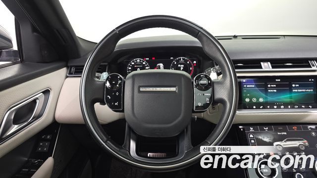 Land Rover Range Rover Velar 3.0 D300 R-Dynamic SE 2019 — фото 13