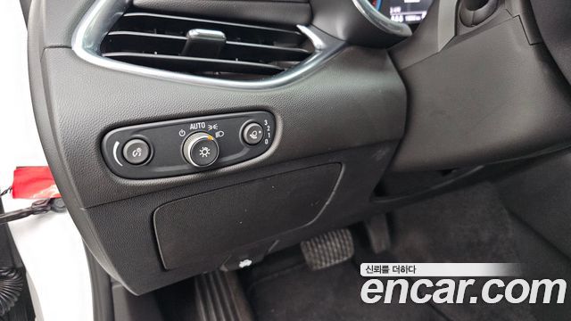 Chevrolet Malibu 1.5 Turbo LT Deluxe 2018 — фото 16
