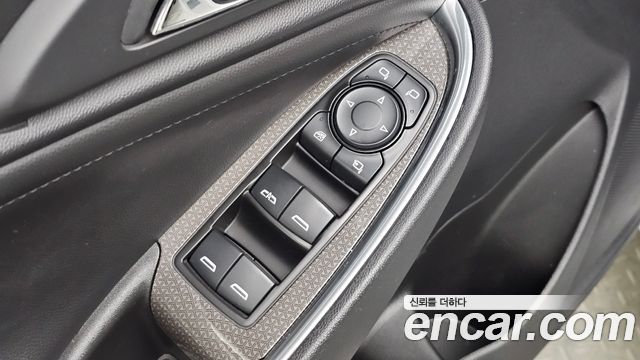 Chevrolet Malibu 1.5 Turbo LT Deluxe 2018 — фото 31