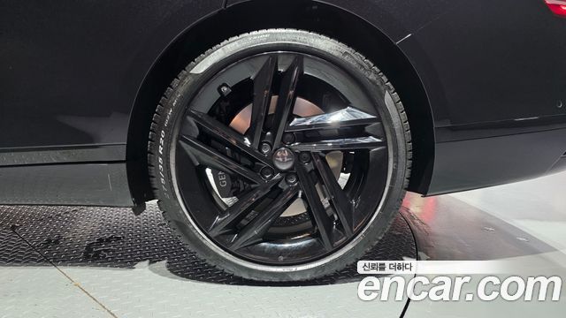 Genesis G80 (RG3) Gasoline 2.5 Turbo AWD Black 2026 — фото 21