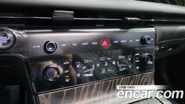 Genesis G80 (RG3) Gasoline 2.5 Turbo AWD Black 2026 — фото 33