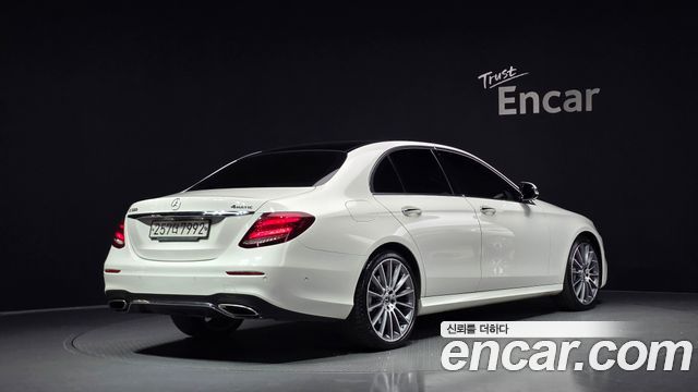 Mercedes-Benz E-Class (W213) E350 4MATIC AMG Line 2019 — фото 2