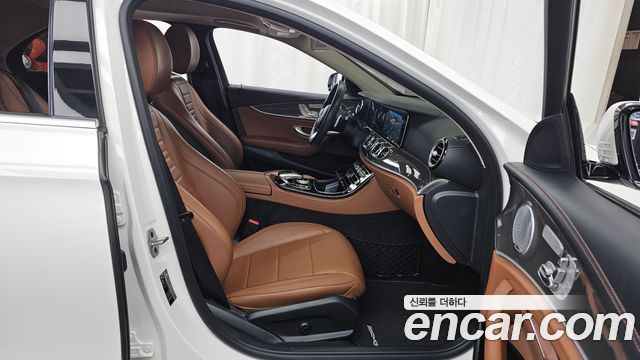 Mercedes-Benz E-Class (W213) E350 4MATIC AMG Line 2019 — фото 11