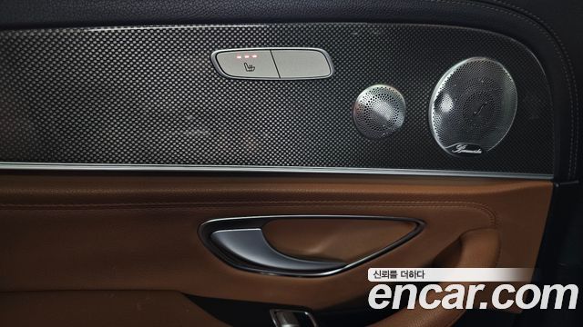 Mercedes-Benz E-Class (W213) E350 4MATIC AMG Line 2019 — фото 18