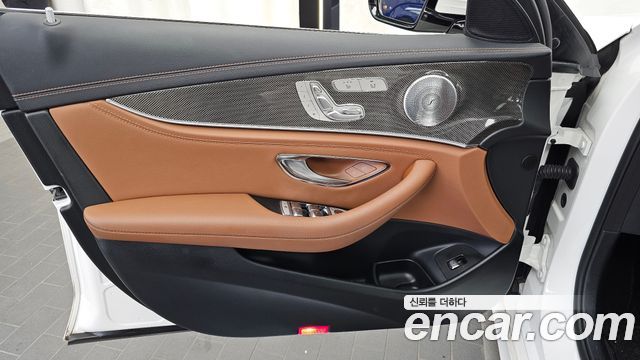 Mercedes-Benz E-Class (W213) E350 4MATIC AMG Line 2019 — фото 24