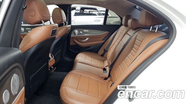 Mercedes-Benz E-Class (W213) E350 4MATIC AMG Line 2019 — фото 26
