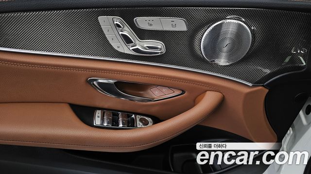 Mercedes-Benz E-Class (W213) E350 4MATIC AMG Line 2019 — фото 34