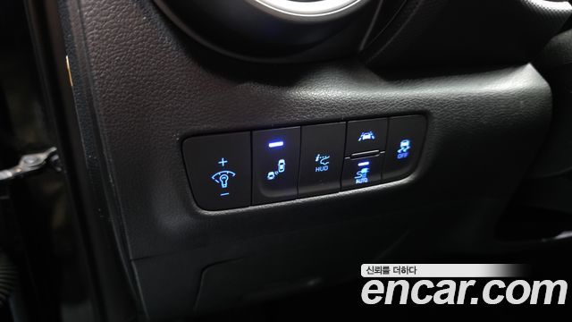 Hyundai Kona Electric Premium 2020 — фото 17