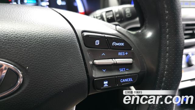 Hyundai Kona Electric Premium 2020 — фото 19