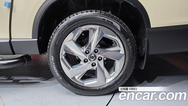 KG Mobility (SsangYong) Rexton Sports Khan Diesel 2.2 4WD Culman Noblesse 2025 — фото 21
