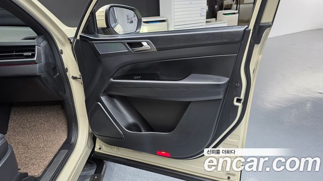 KG Mobility (SsangYong) Rexton Sports Khan Diesel 2.2 4WD Culman Noblesse 2025 — фото 25