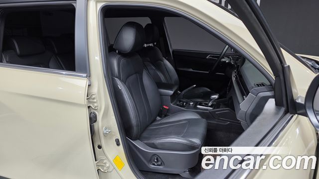 KG Mobility (SsangYong) Rexton Sports Khan Diesel 2.2 4WD Culman Noblesse 2025 — фото 26