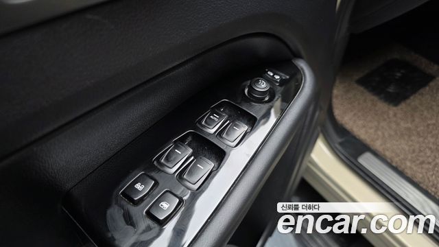 KG Mobility (SsangYong) Rexton Sports Khan Diesel 2.2 4WD Culman Noblesse 2025 — фото 28
