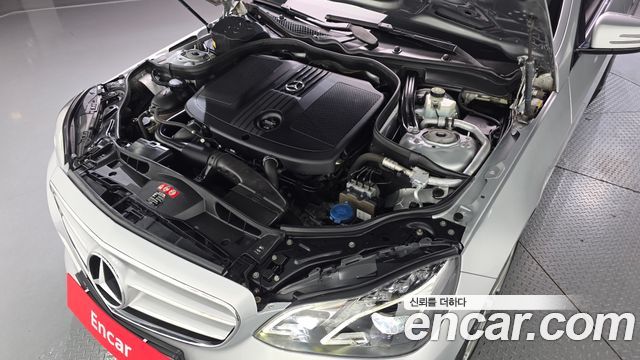 Mercedes-Benz E-Class (W212) E250 BlueTec 4MATIC AV 2016 — фото 6