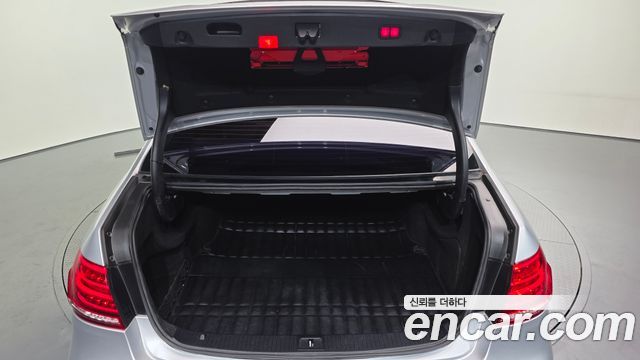 Mercedes-Benz E-Class (W212) E250 BlueTec 4MATIC AV 2016 — фото 20
