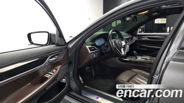 BMW 7 Series (G11) 740d xDrive M Sport 2018 — фото 10