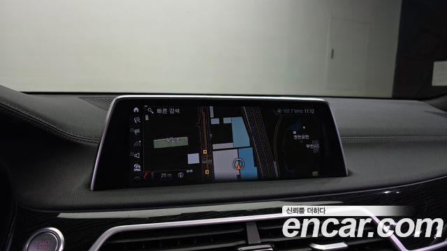 BMW 7 Series (G11) 740d xDrive M Sport 2018 — фото 14