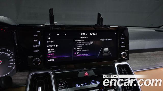 Kia Sorento (IV) Gasoline 2.5T 4WD Prestige 2022 — фото 16
