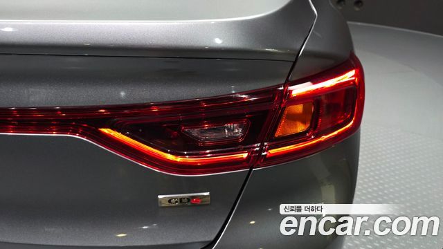 Renault Korea SM6 2.0 GDe LE 2017 — фото 23