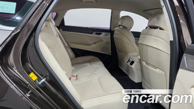 Genesis G80 3.8 GDI AWD Prestige 2018 — фото 11