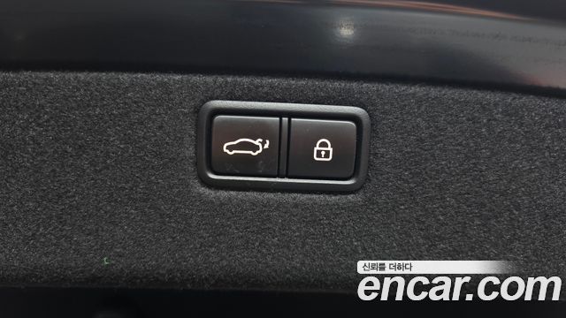 Genesis G80 3.8 GDI AWD Prestige 2018 — фото 17
